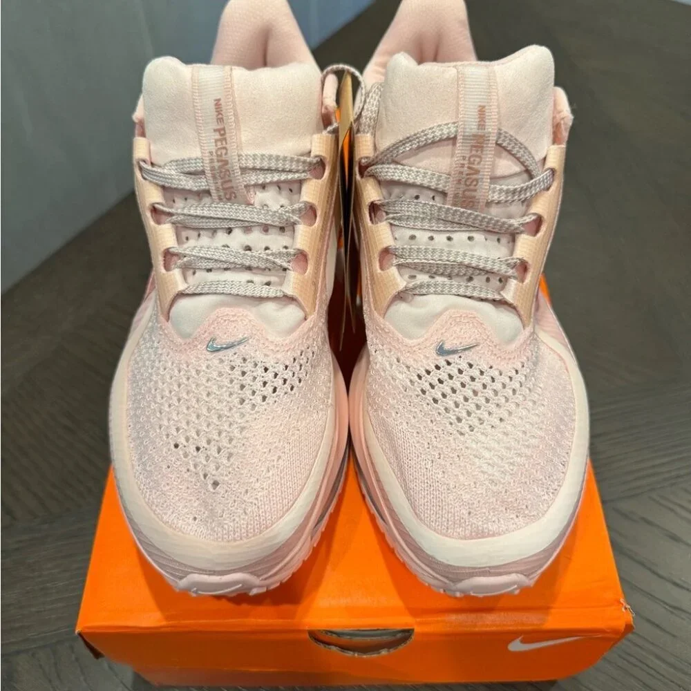 Women’s Nike Pegasus Premium - Picture 4 of 6